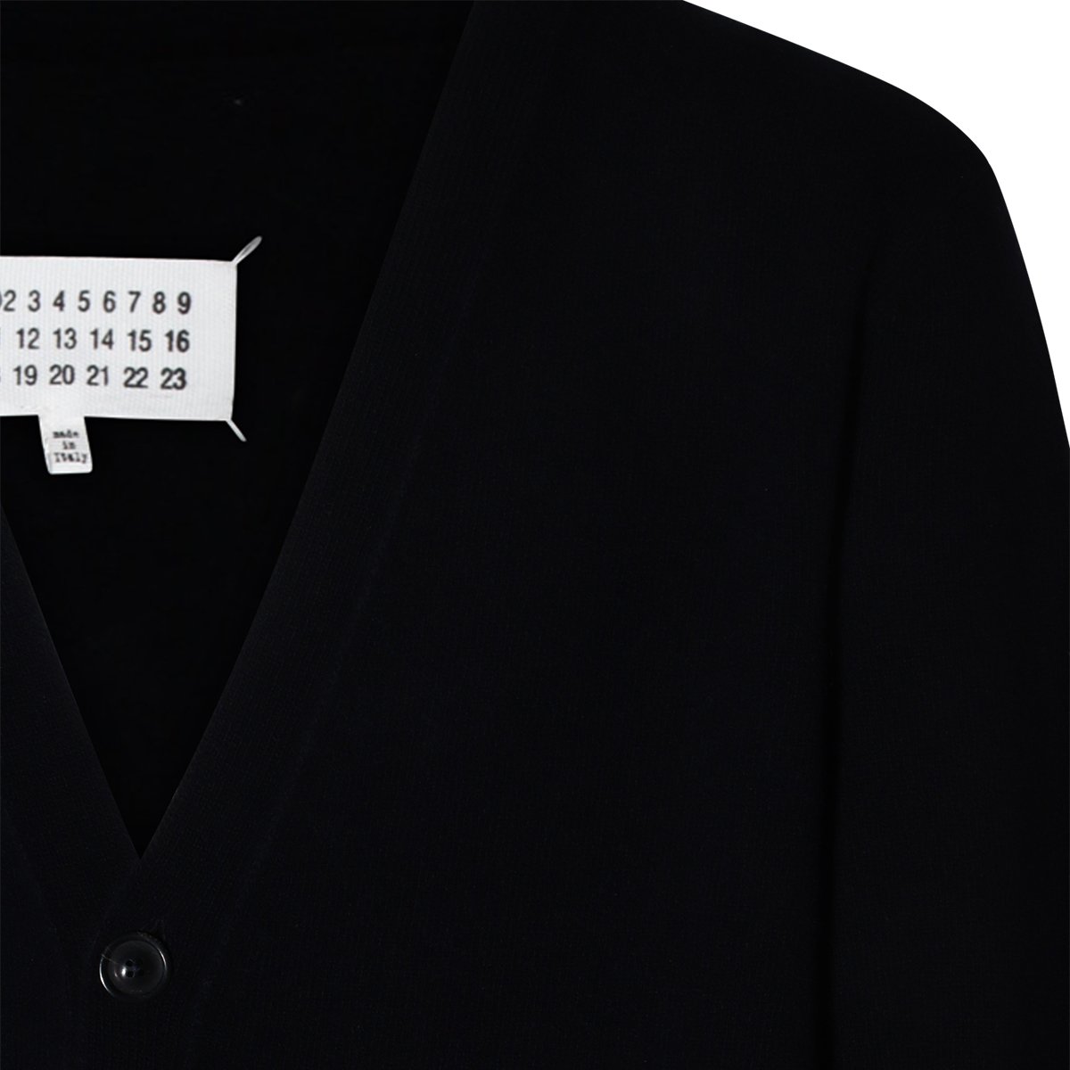 Maison Margiela Navy Blue Wool Knit Cardigan With Deep V-Neck And Button-Down Front Blauw
