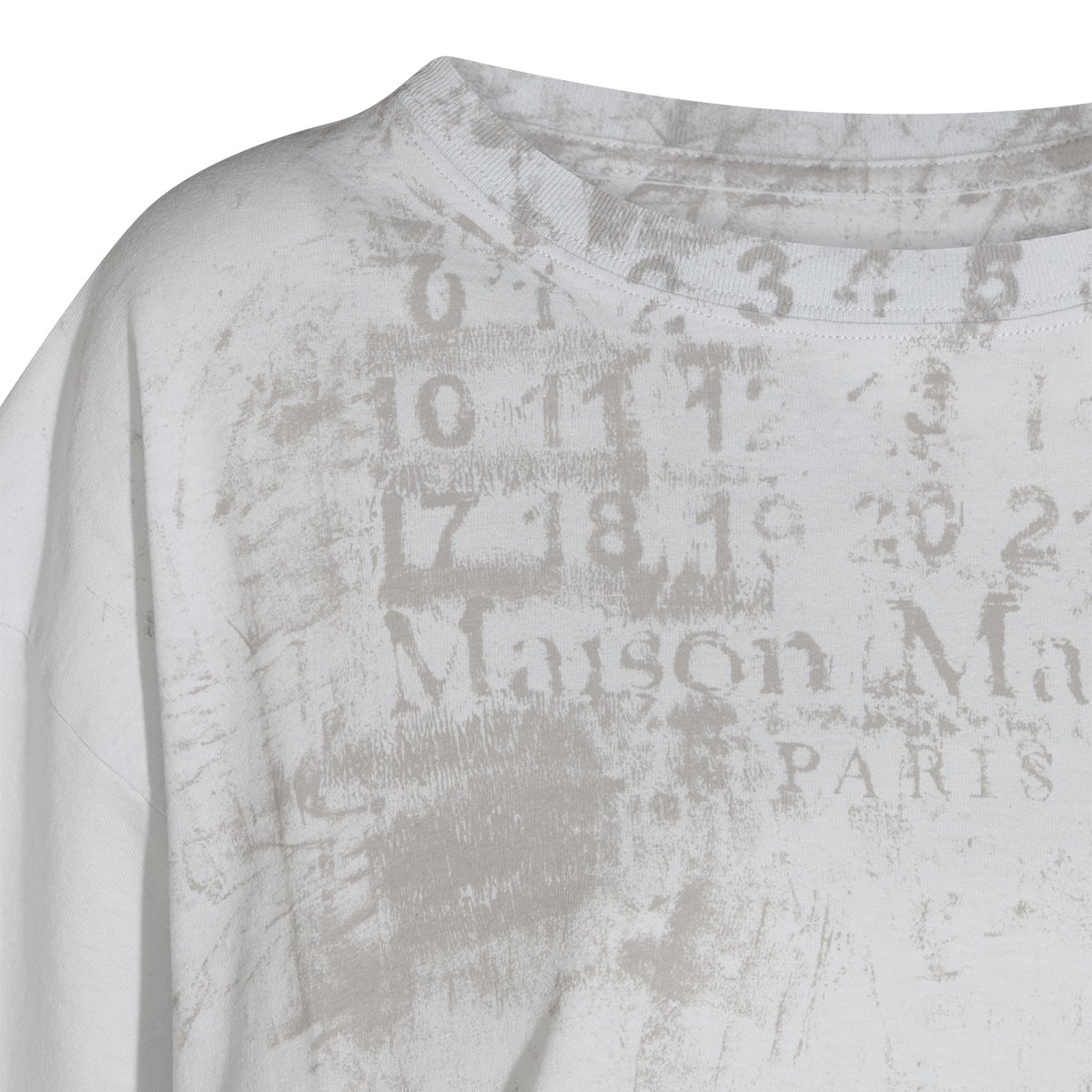Maison Margiela Relaxed Fit White T-Shirt with Vintage Distressed Print Wit