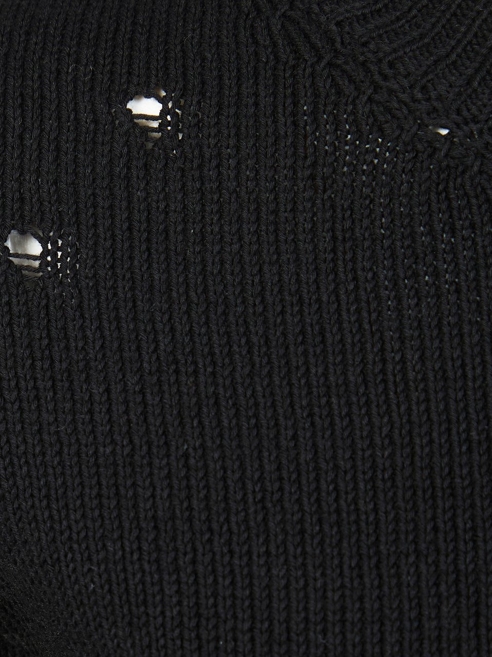 Maison Margiela Black Crew Neck Distressed Ribbed Sweater Zwart