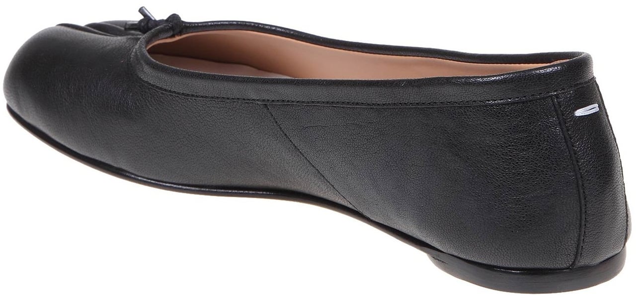 Maison Margiela Maison margiela black color leather tabi ballerina Zwart