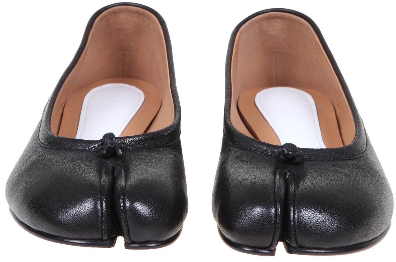 Maison Margiela Maison margiela black color leather tabi ballerina Zwart