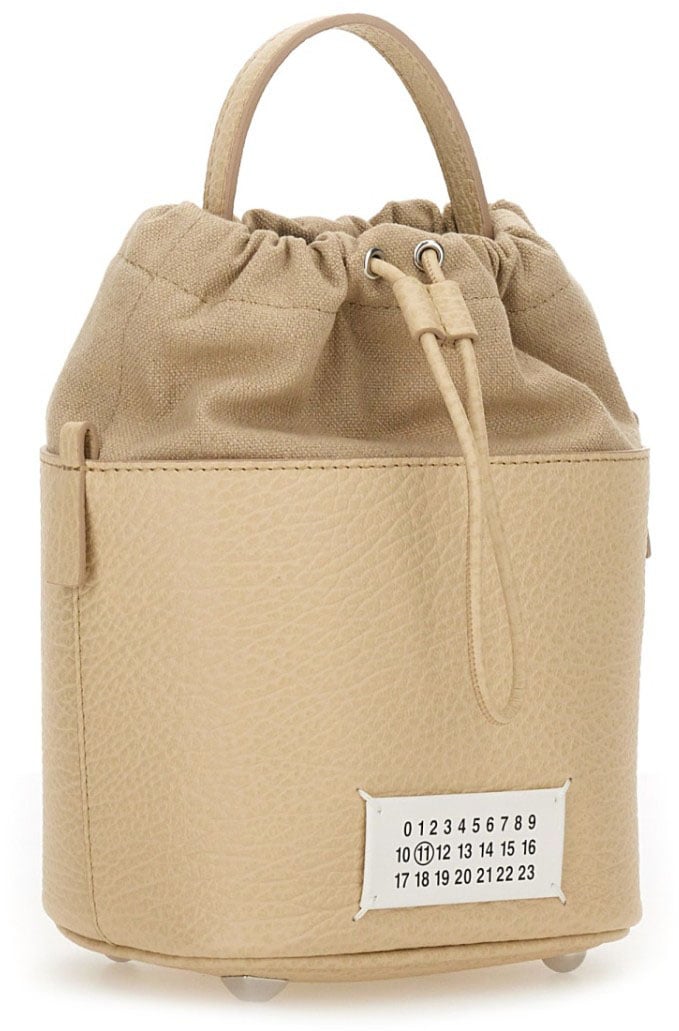 Maison Margiela 5Ac Bucket Bag Neutraal