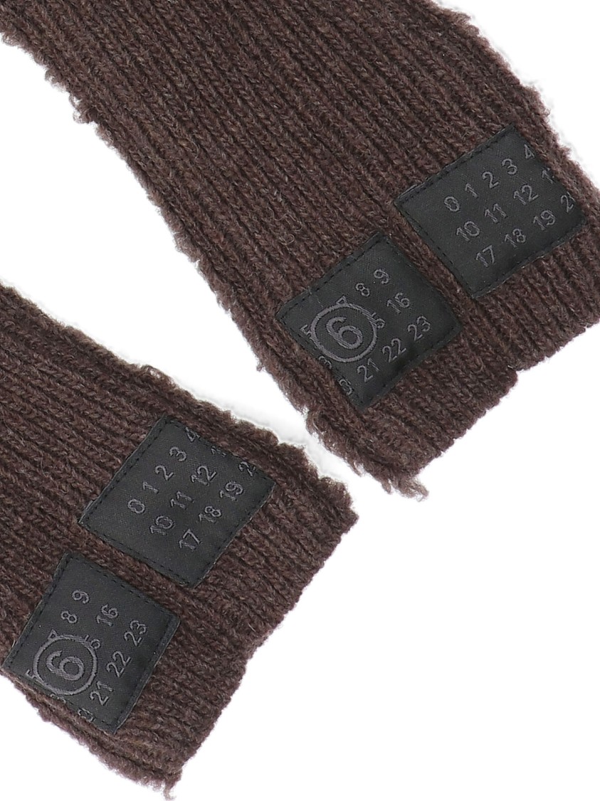 Maison Margiela Classic Brown Gloves With Smooth Texture Bruin