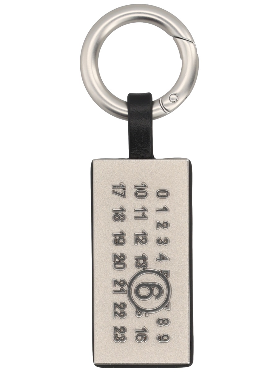 Maison Margiela Silver Numbers Embossed Leather Keychain Grijs