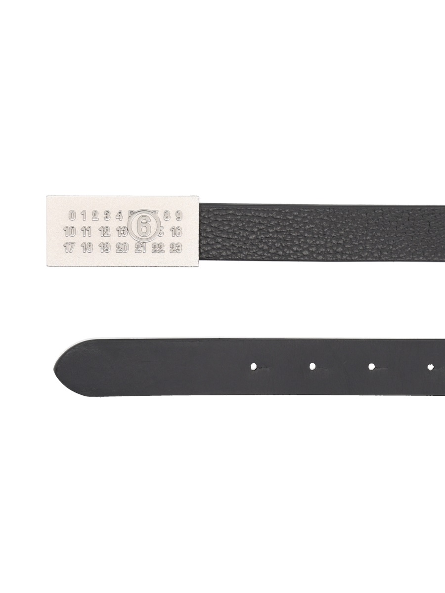 Maison Margiela Numeric Textured Leather Narrow Belt Zwart