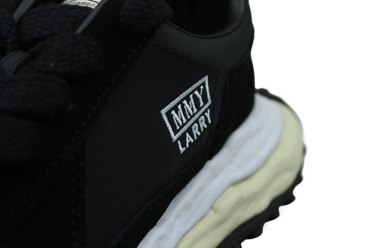 Maison Mihara Yasuhiro Maison Mihara Yasuhiro Larry OG Sole Low-cut Sneaker 'Zwart' Zwart