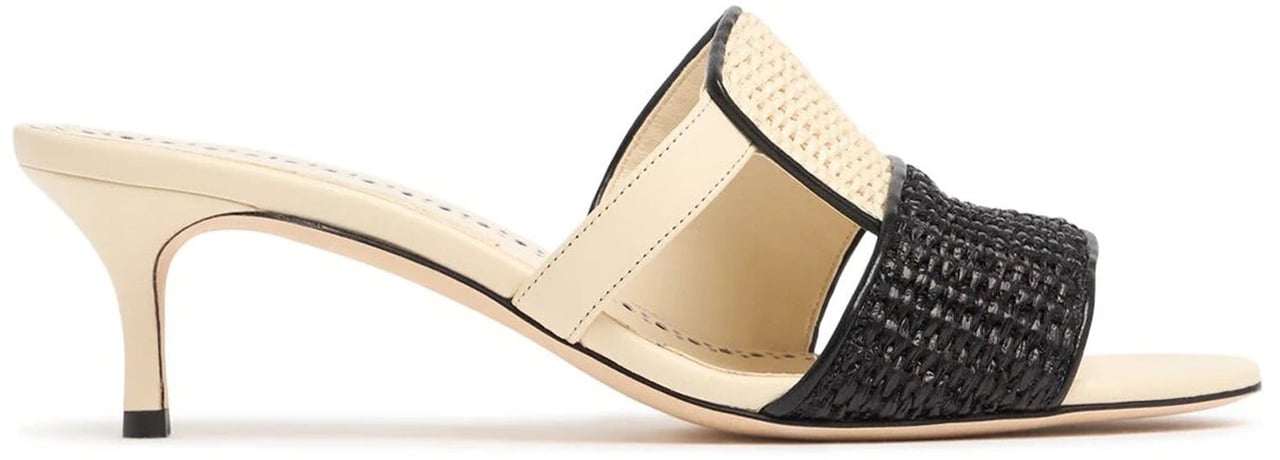 Manolo Blahnik Manolo Blahnik Fabiolamu 50 Sandals Beige