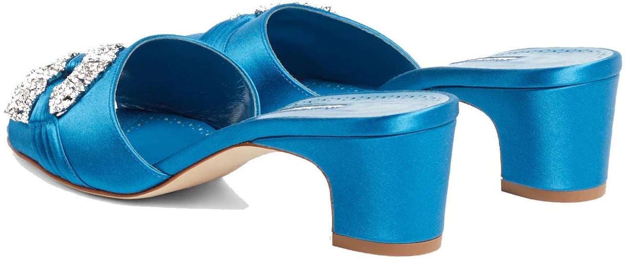 Manolo Blahnik Manolo Blahnik Prinap 050 Satin Mules Blauw