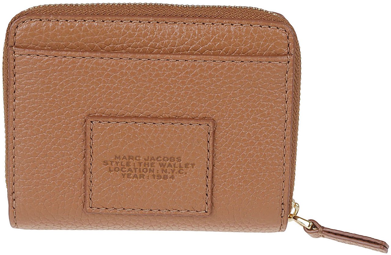 Marc Jacobs Textured Leather Wallet With Bold Logo Bruin