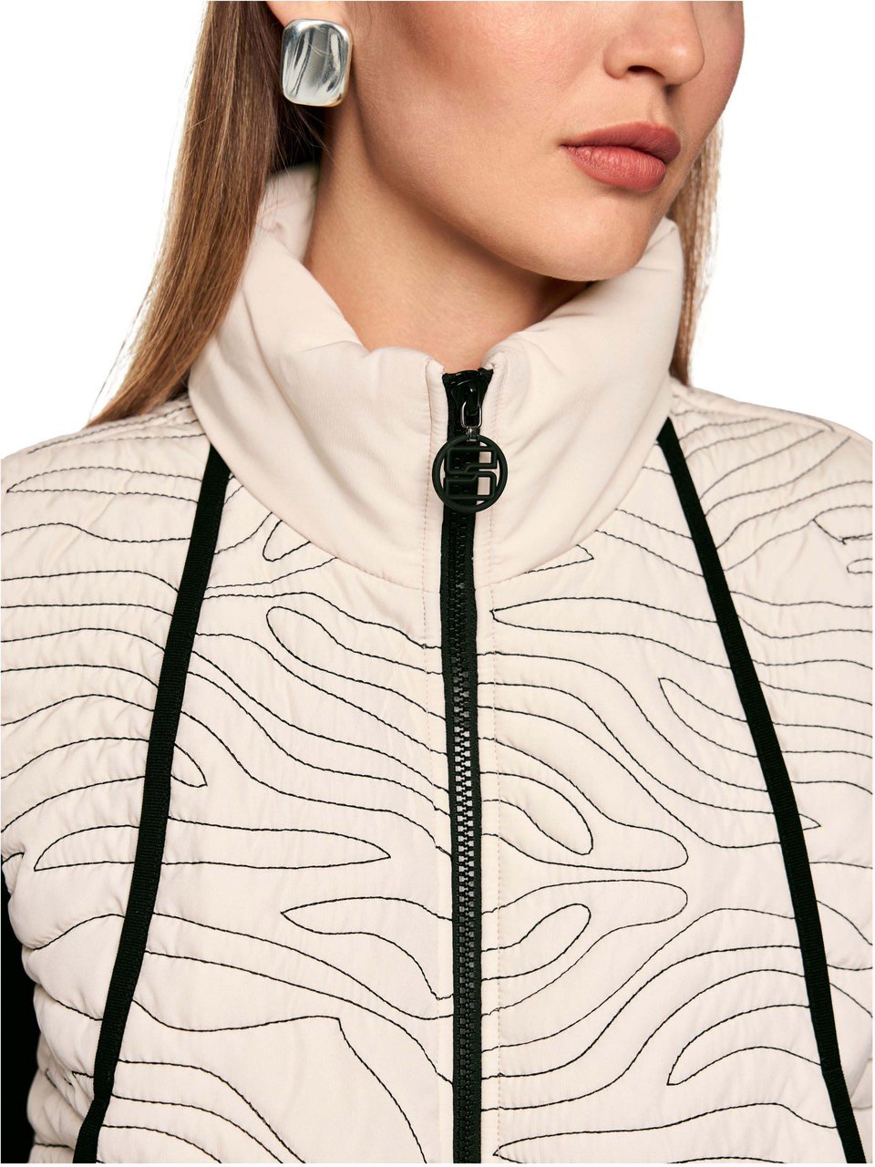 Marc Cain Marccain  Bodywarmers Beige As 37.01 W18 Beige
