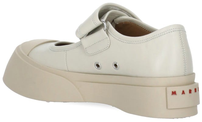 Marni Flat Shoes Ivory Wit