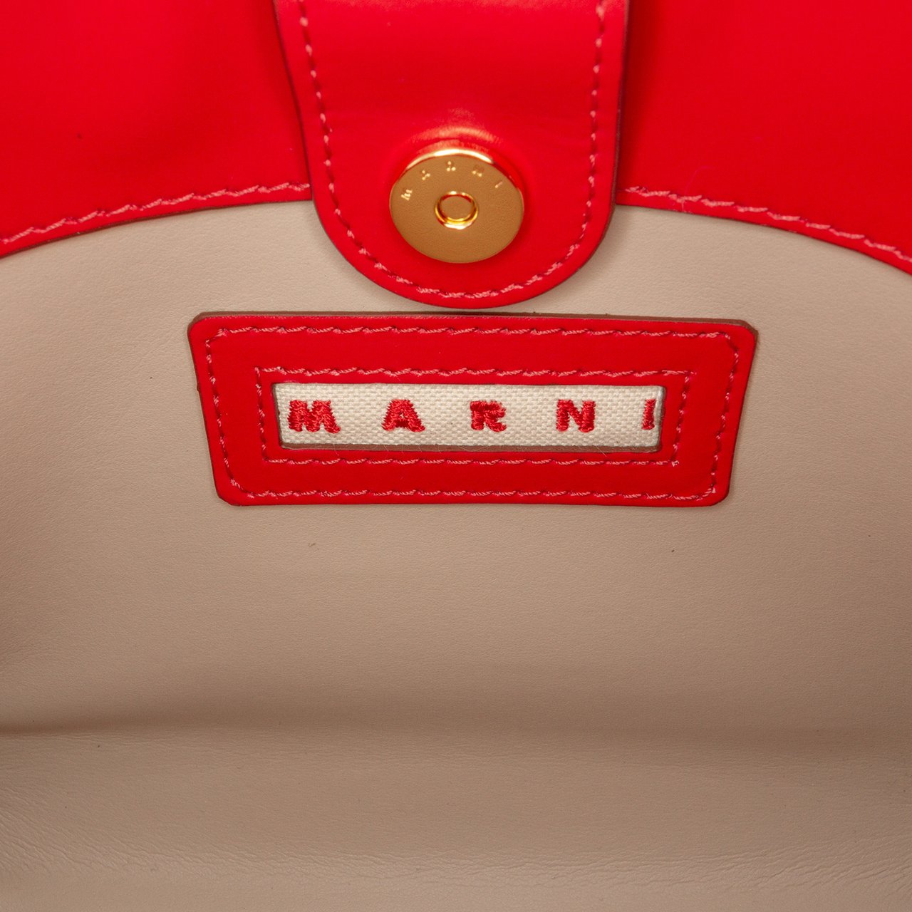 Marni Leather Trunk Reverse Crossbody Rood