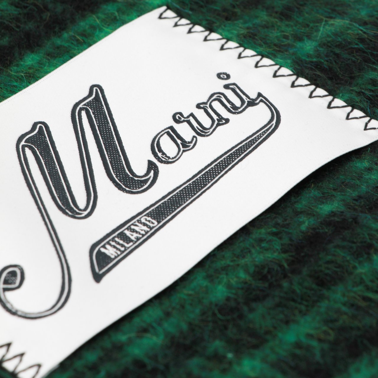 Marni Checkered Green Scarf With Fringed Edges And Stylized Patch Zwart