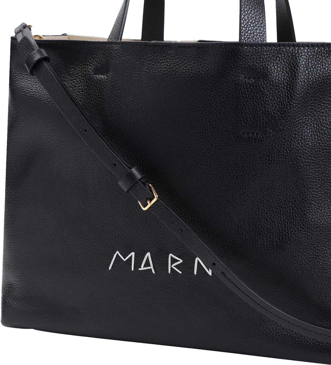 Marni MARNI SHMP0069L3.P6533 Zwart