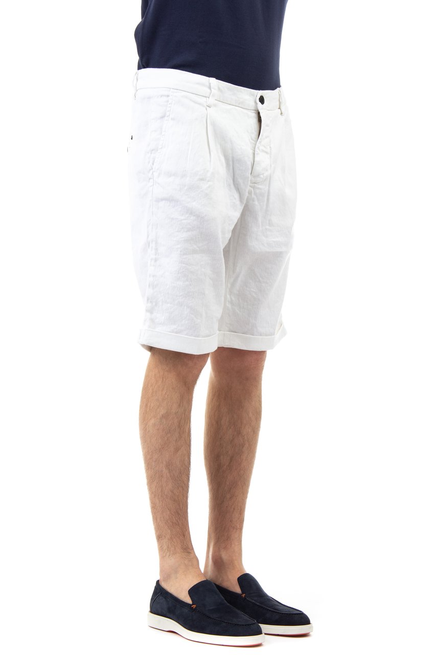Mason's Amalfi Lightweight Linen-Cotton Shorts Wit