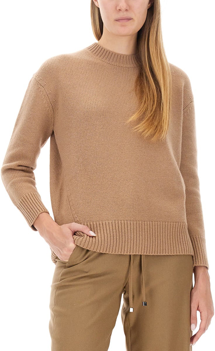 Max Mara Classic Button-Down Shirt in Luxurious Wool-Cashmere Blend Neutraal
