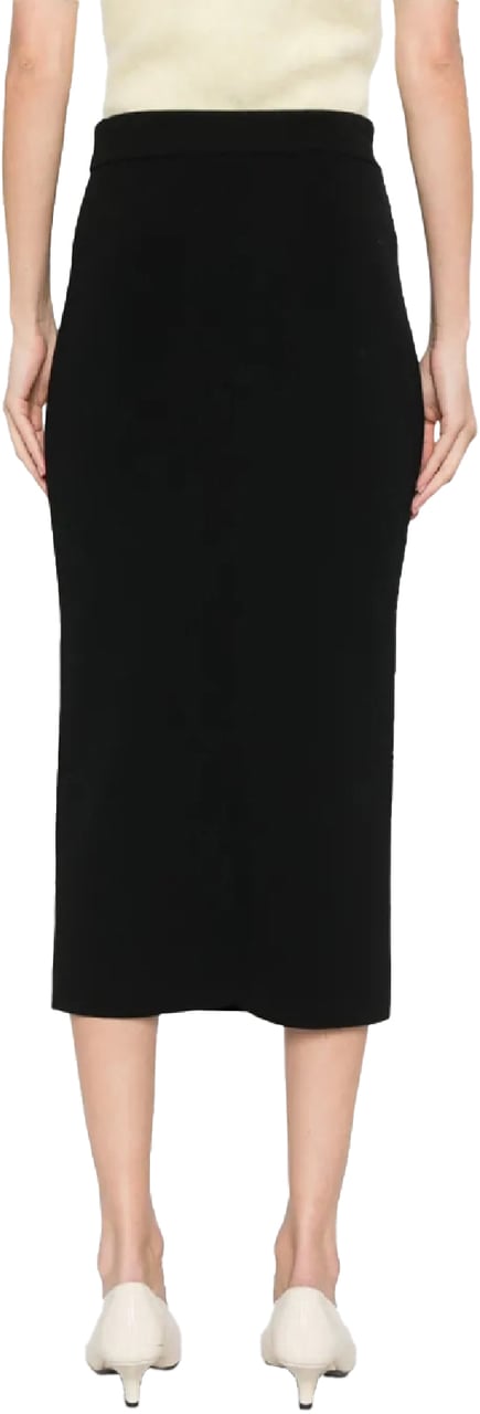 Max Mara losanna divers Divers