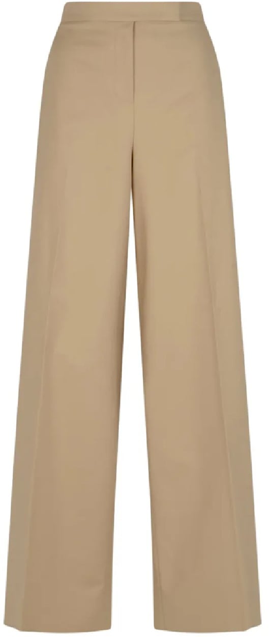 Max Mara finish divers Divers