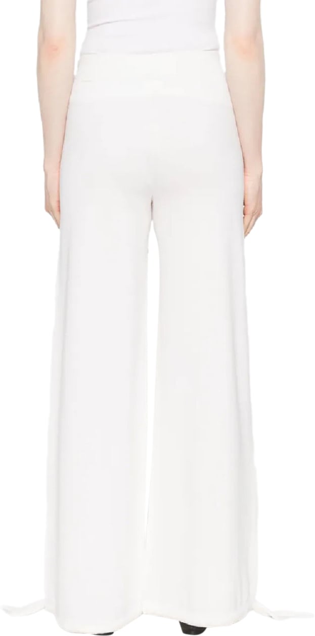 Max Mara nigeria divers Divers