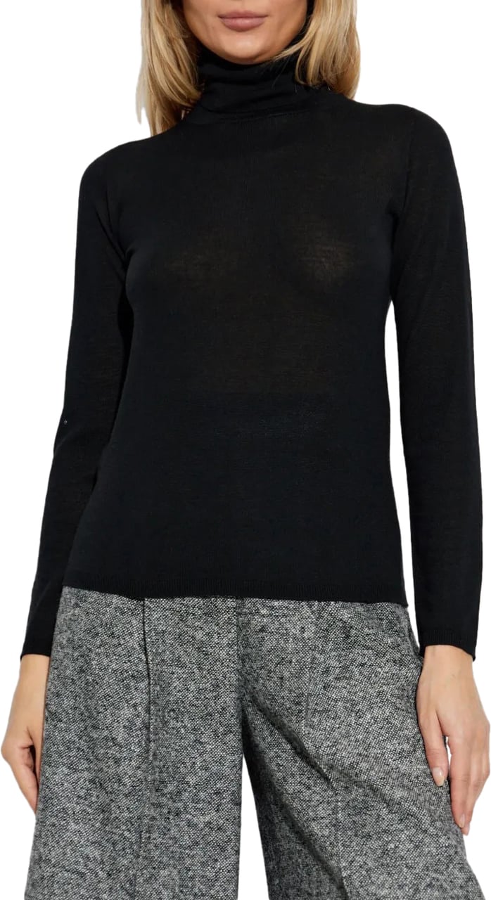 Max Mara saluto divers Divers