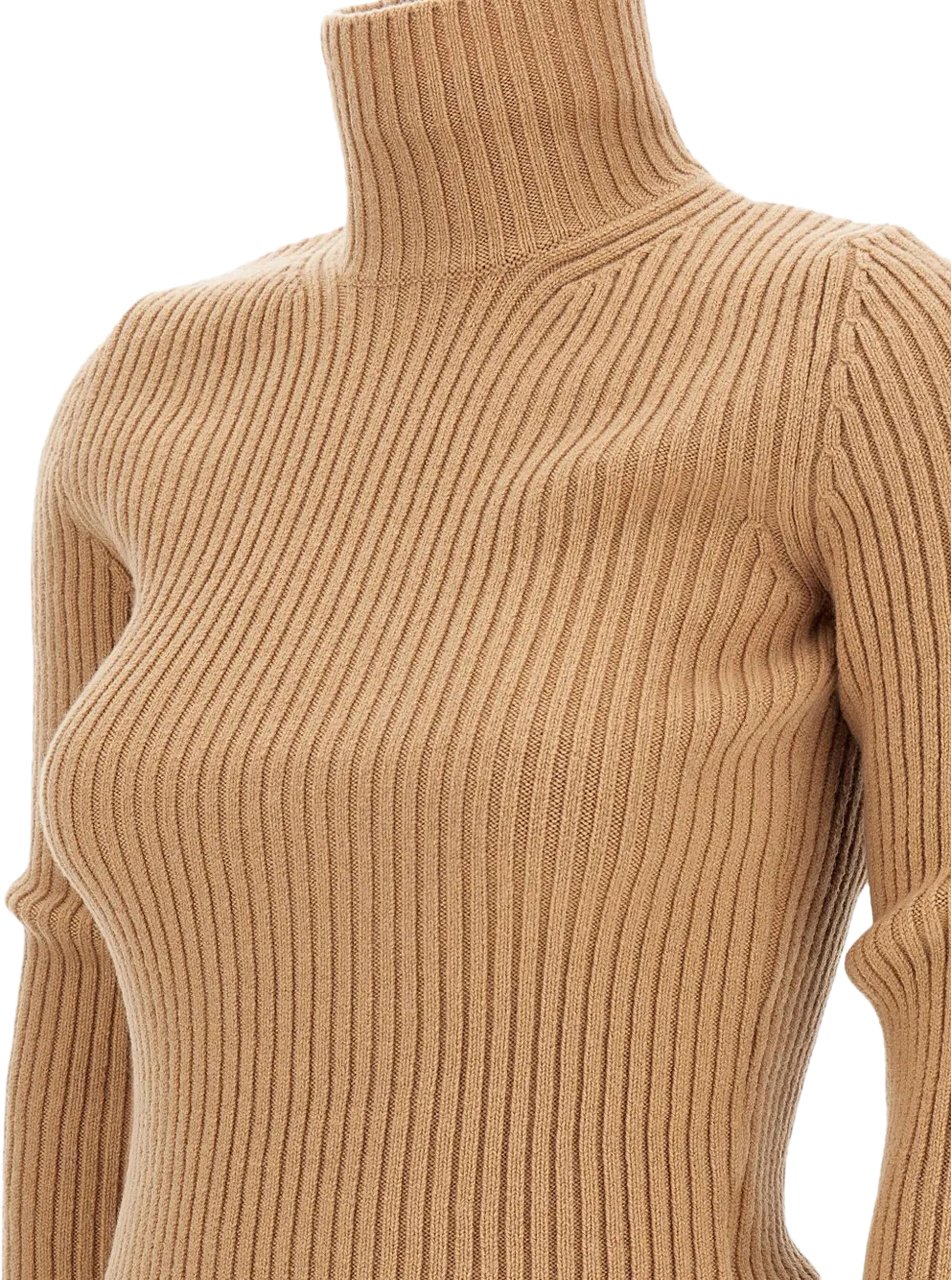 Max Mara aral1234 divers Divers