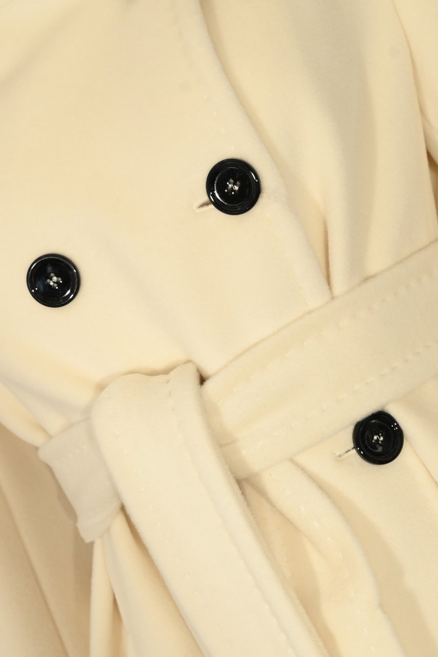 Max Mara Coats White Wit
