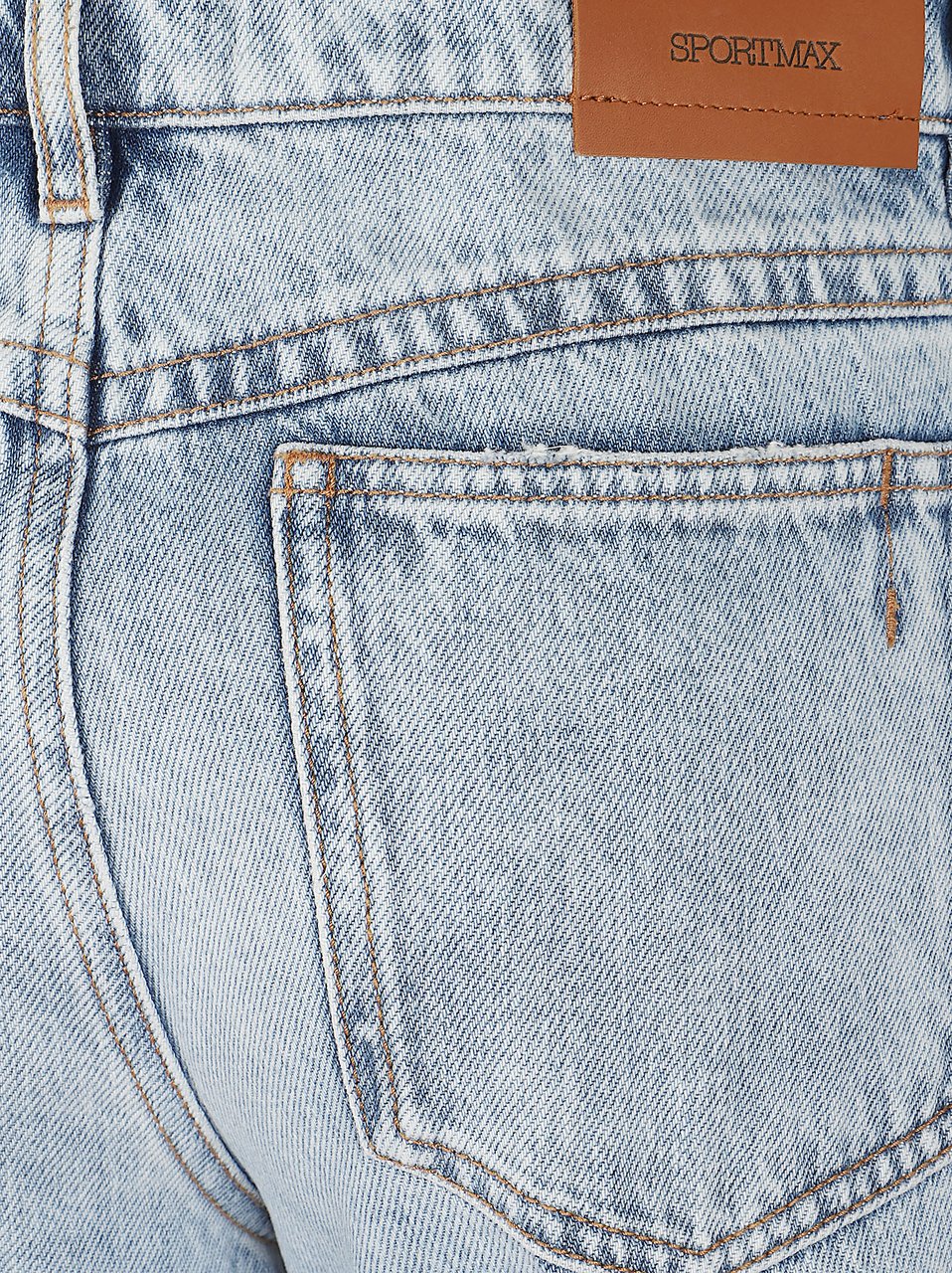 Max Mara Light Wash Denim Trousers with Classic Five-Pocket Design Blauw