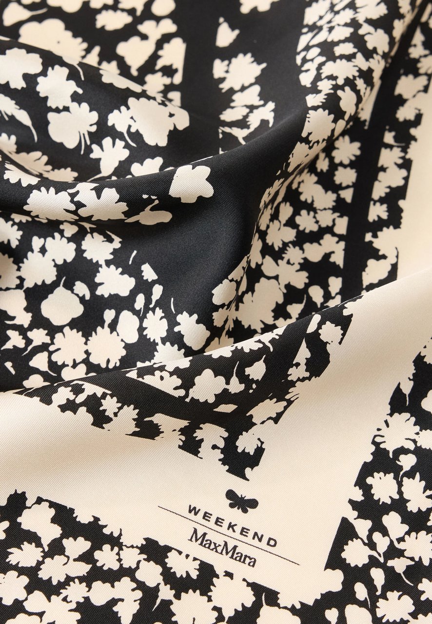 Max Mara Scarfs Nero Zwart