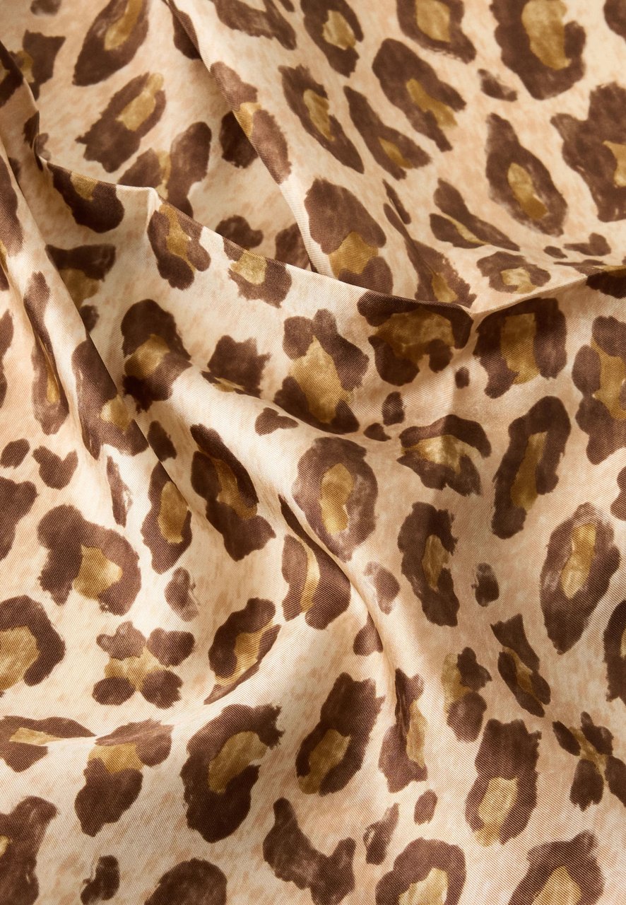 Max Mara Scarfs Leopard Zwart