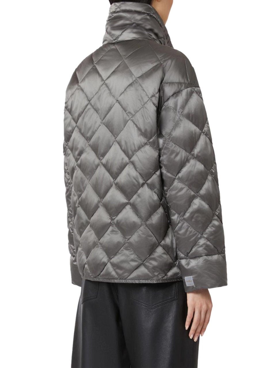 Max Mara Short Padded Jacket with Quilted Diamond Pattern Grijs