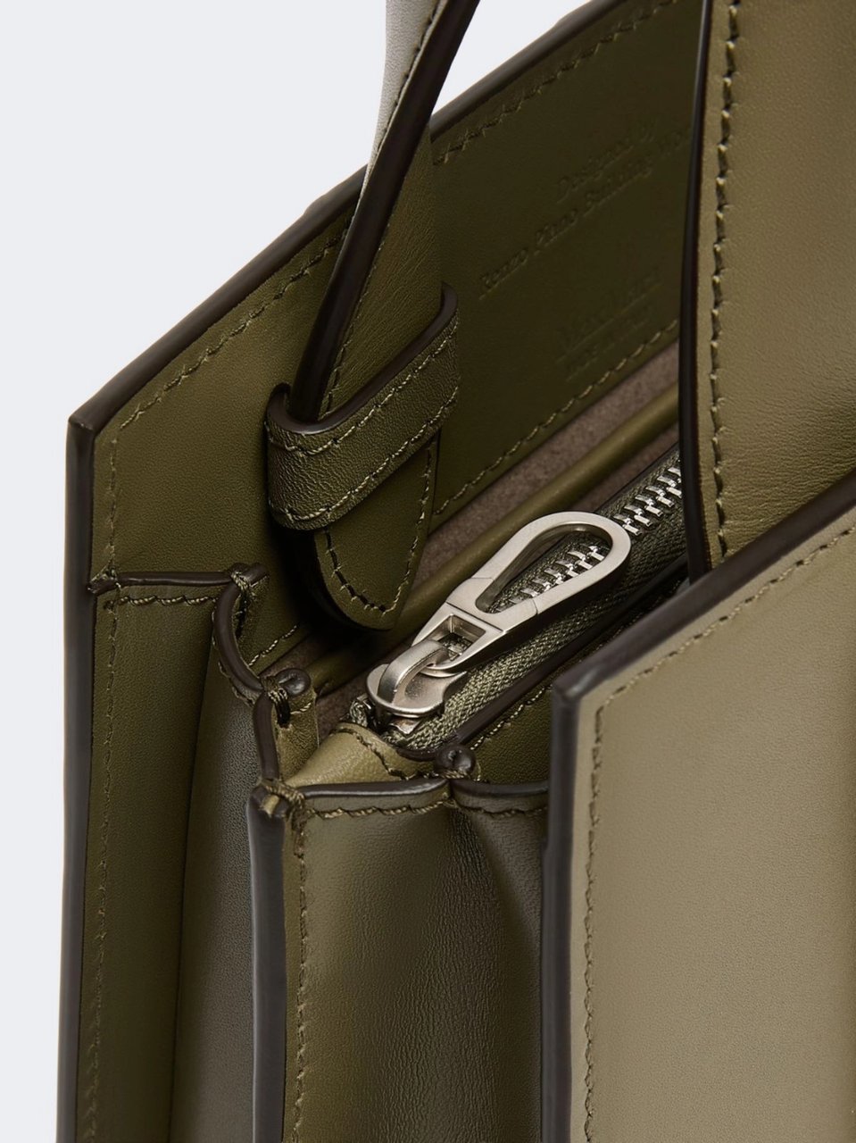 Max Mara Structured Handbag With Vertical Stitched Panels And Adjustable Strap Bruin