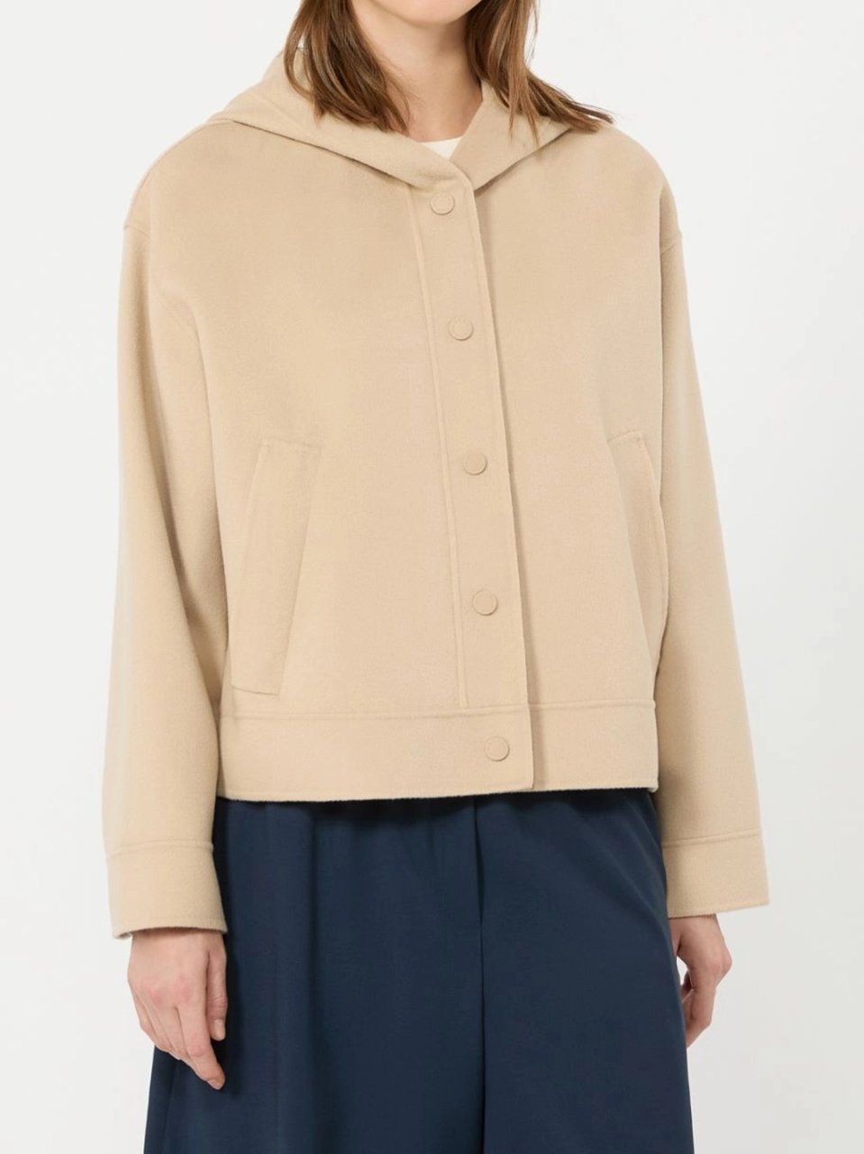Max Mara Cropped Jacket with Hood and Buttoned Cuffs Neutraal