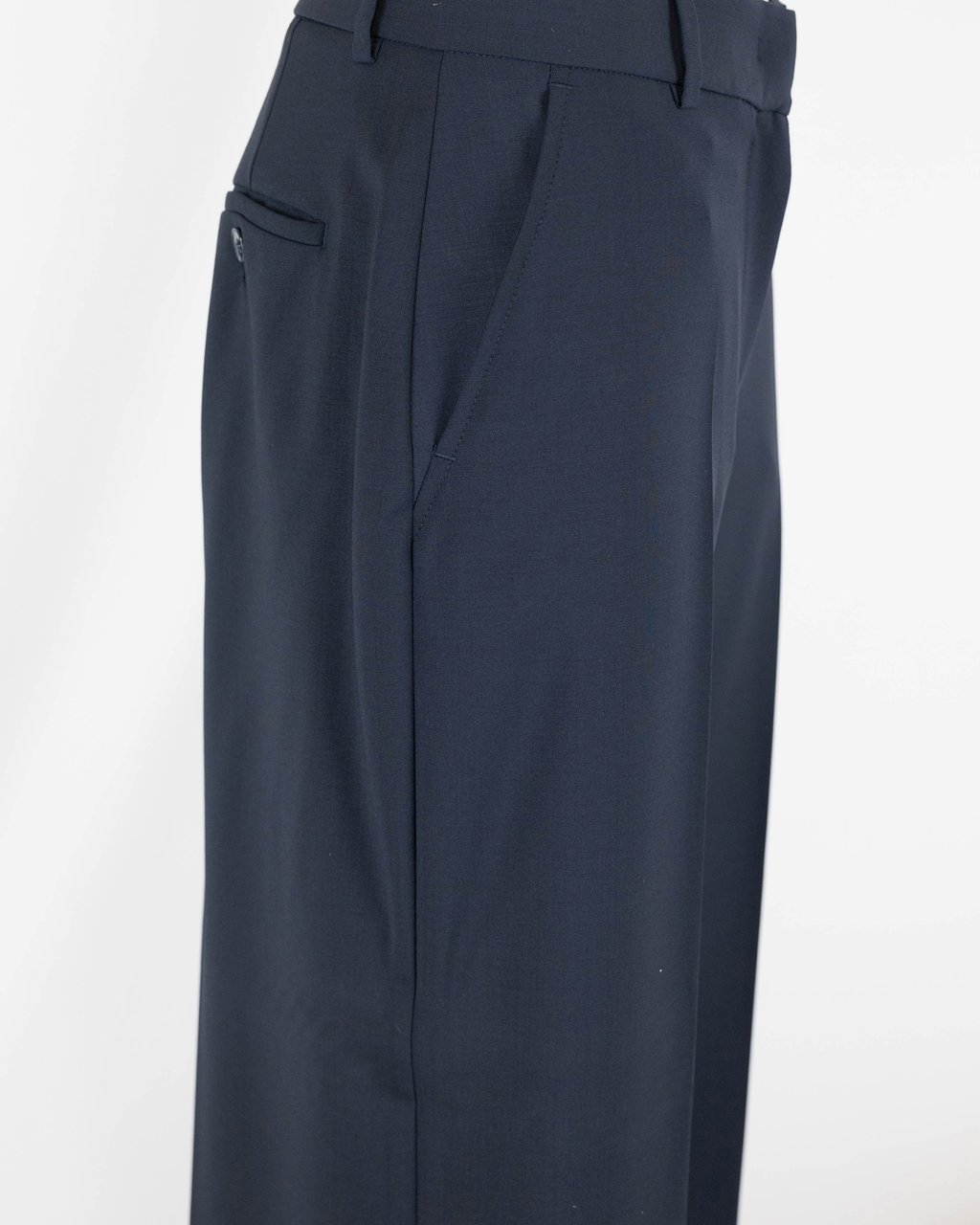 Max Mara Palazzo Trousers in Pure Stretch Wool with Tailored Details Zwart