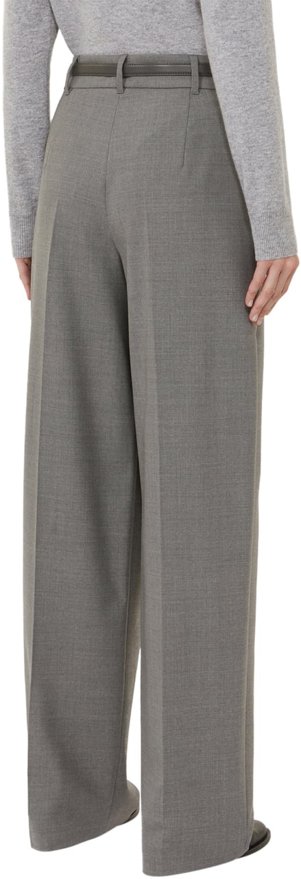 Max Mara Trousers Grigio Medio Grijs