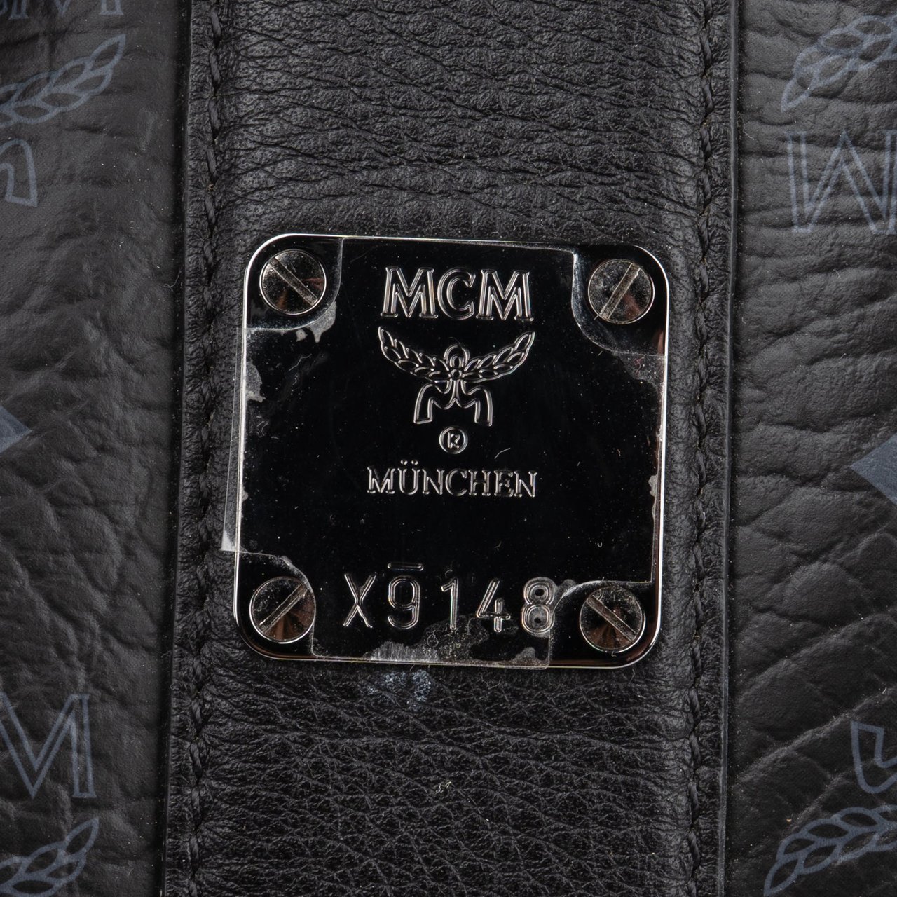 MCM MCM Black Visetos Monogram Liz Reversible Shoulder Bag Zwart