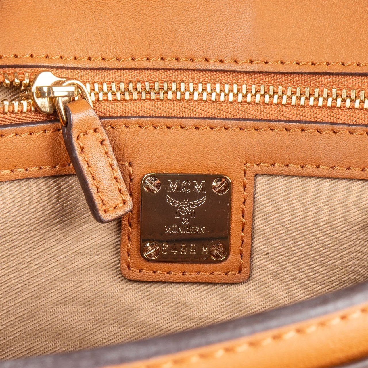 MCM MCM Monogram Visetos Tracy Wallet On Chain Crossbody Bag Bruin