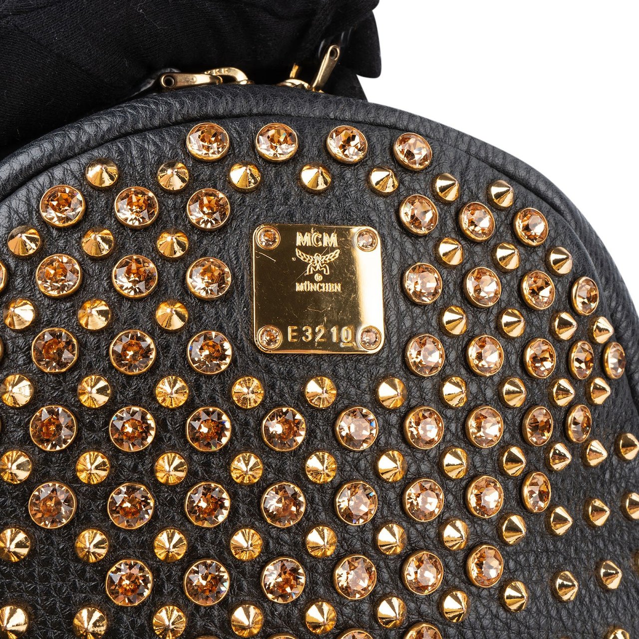 MCM MCM Limited Studded Spikes Backpack Zwart