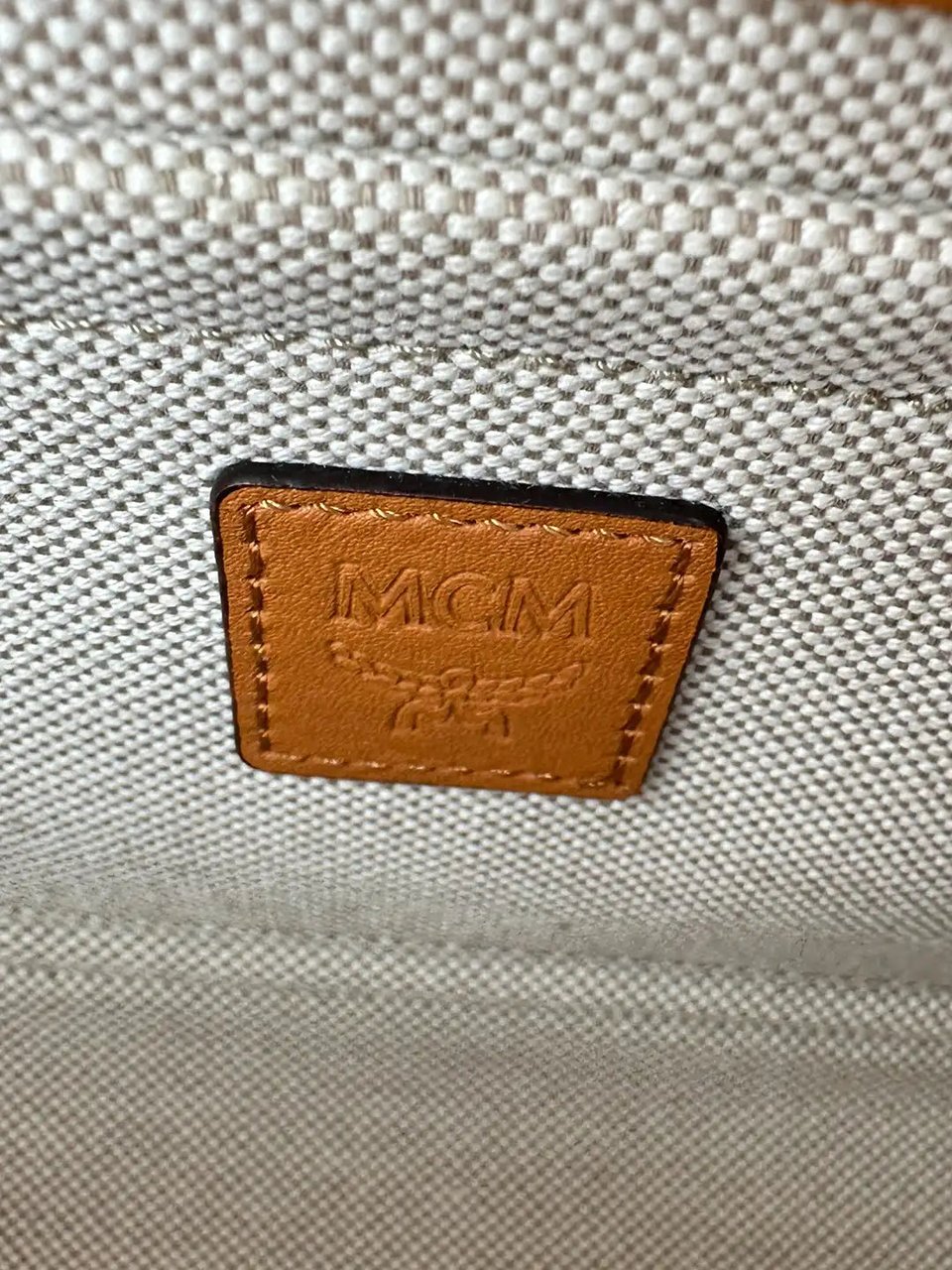 MCM MCM Aren Mini Crossbody Bag Visetos Cognac / very good Bruin