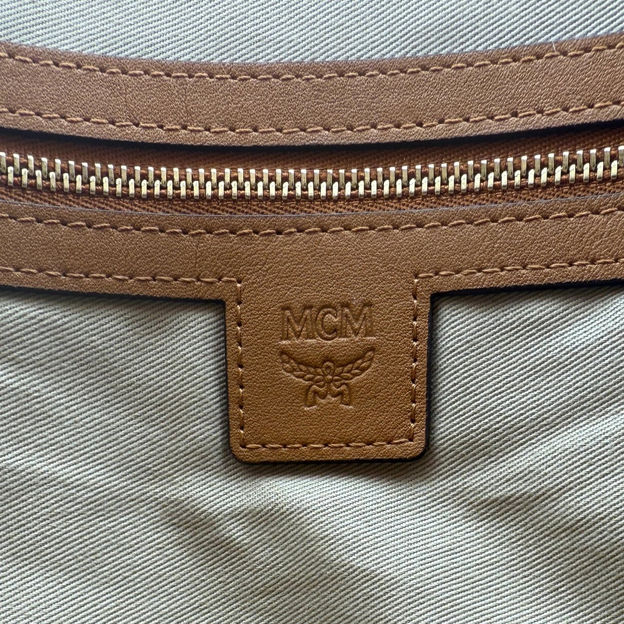 MCM MCM Liz Shopper in Visetos Year Of The Mouse rare / very good Bruin