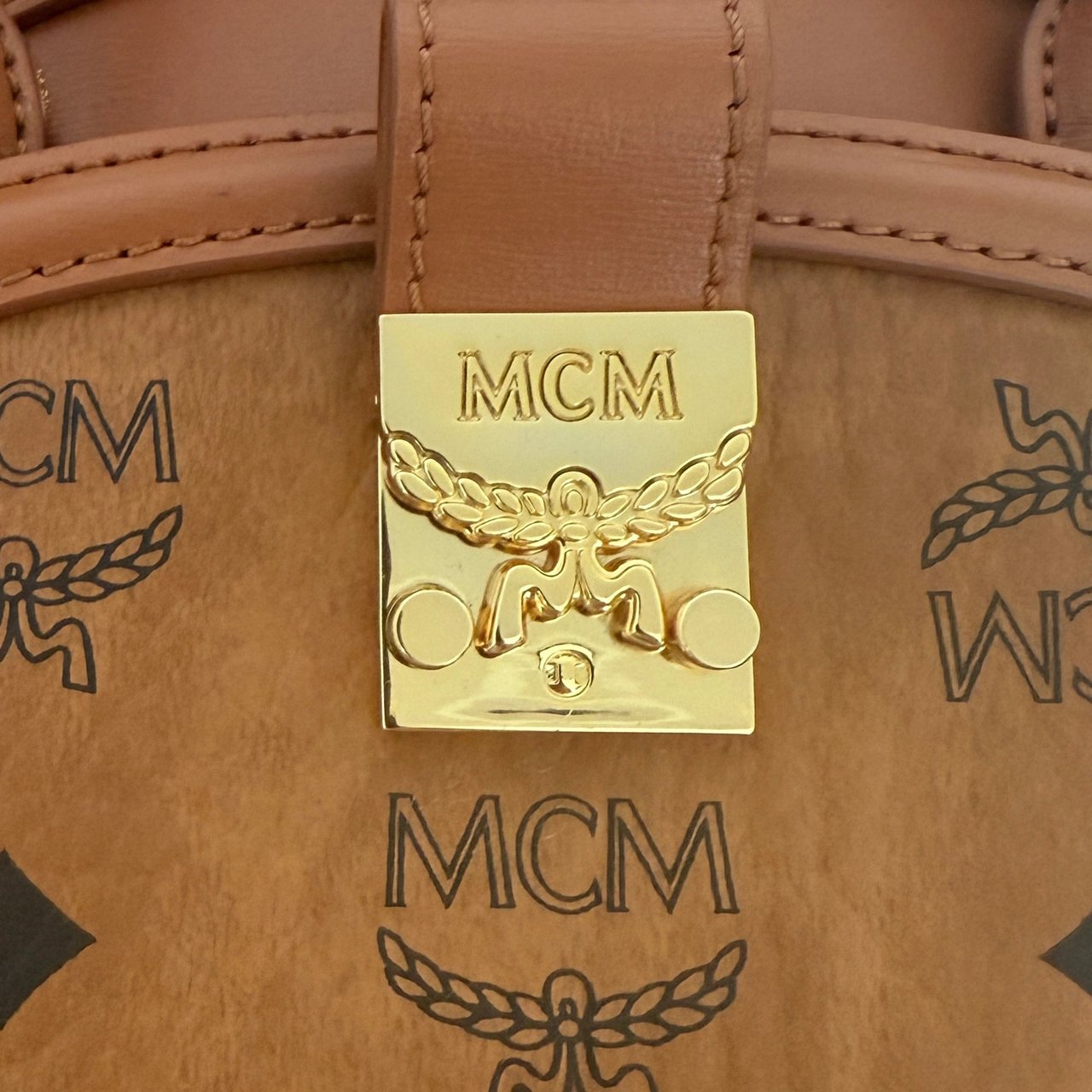 MCM MCM Tracy Tote Bag Small Brown / like new Bruin