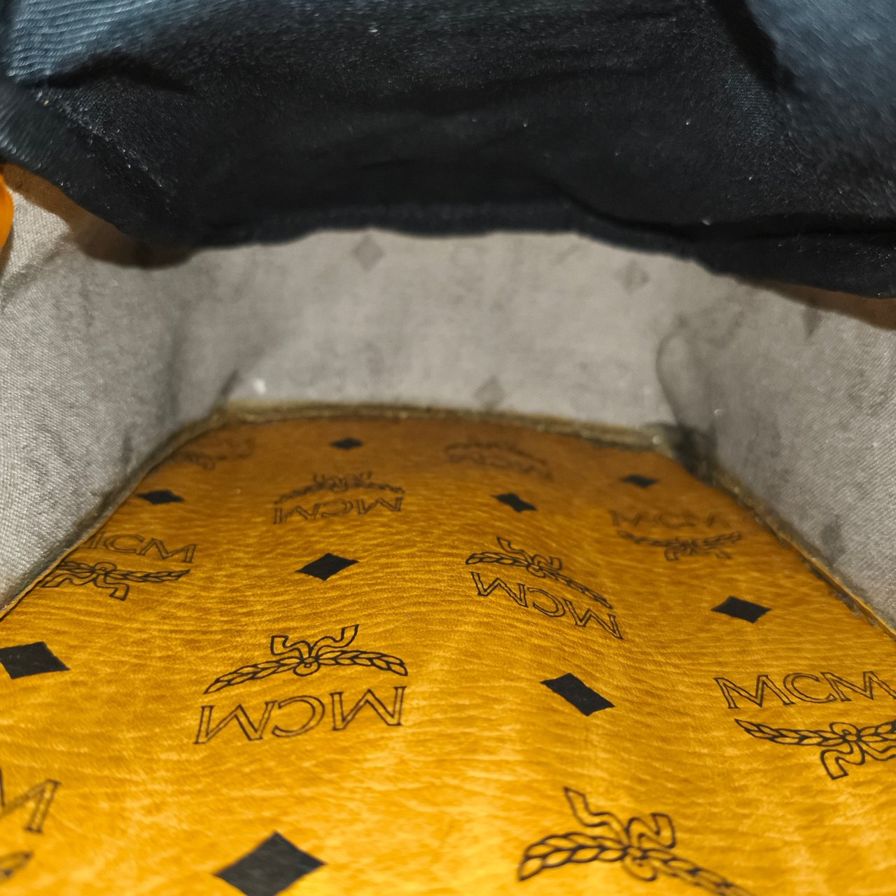 MCM MCM Monogram Visetos Golf Bag Bruin