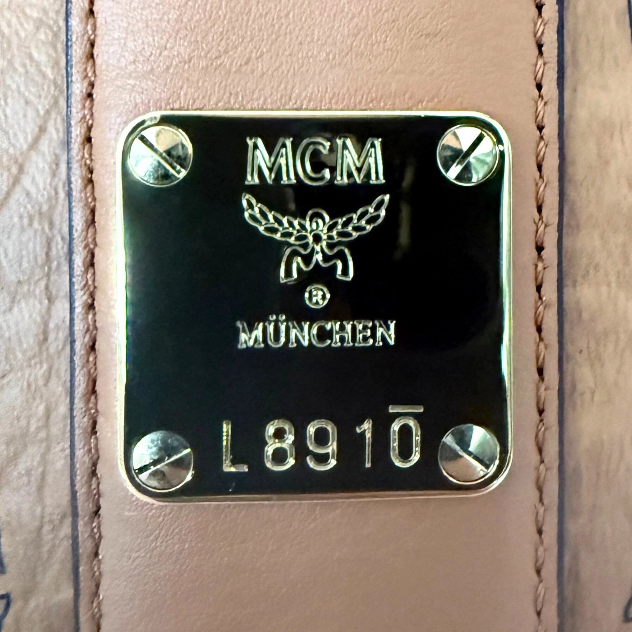 MCM MCM Liz reversible shopper bag in Visetos Medium Cognac Bruin