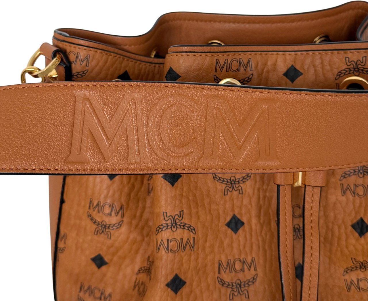 MCM Essential drawstring bag in Visetos Cognac Bruin