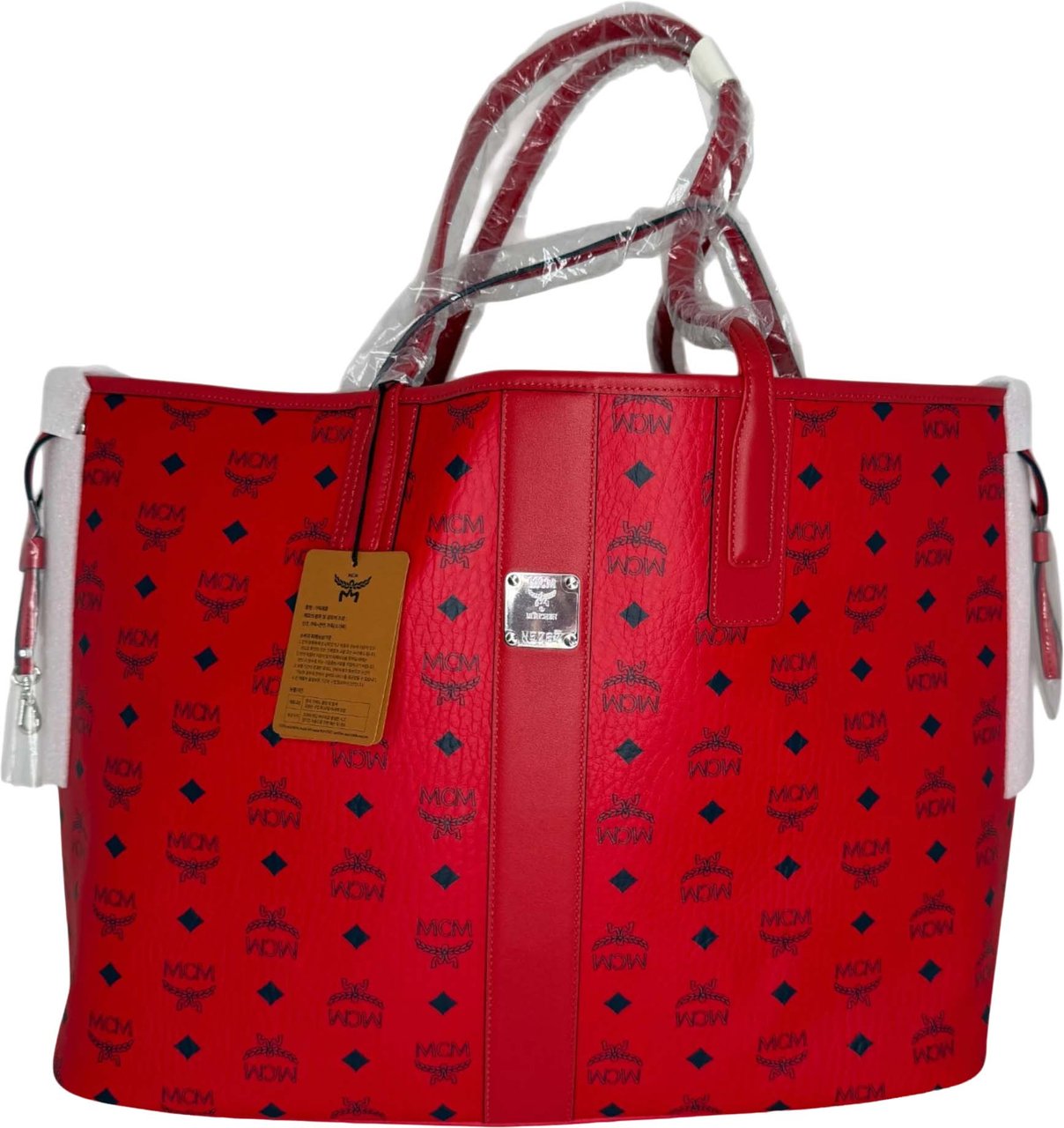 MCM Liz reversible shopper large red with large removable pouch 2025 / unworn Rood