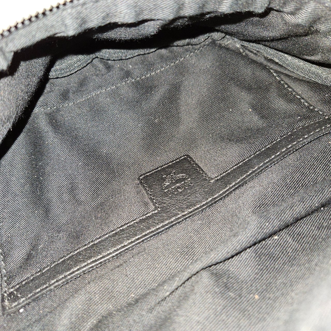 MCM Black Leather Visetos Coated Fursten Belt Crossbody Bag Zwart