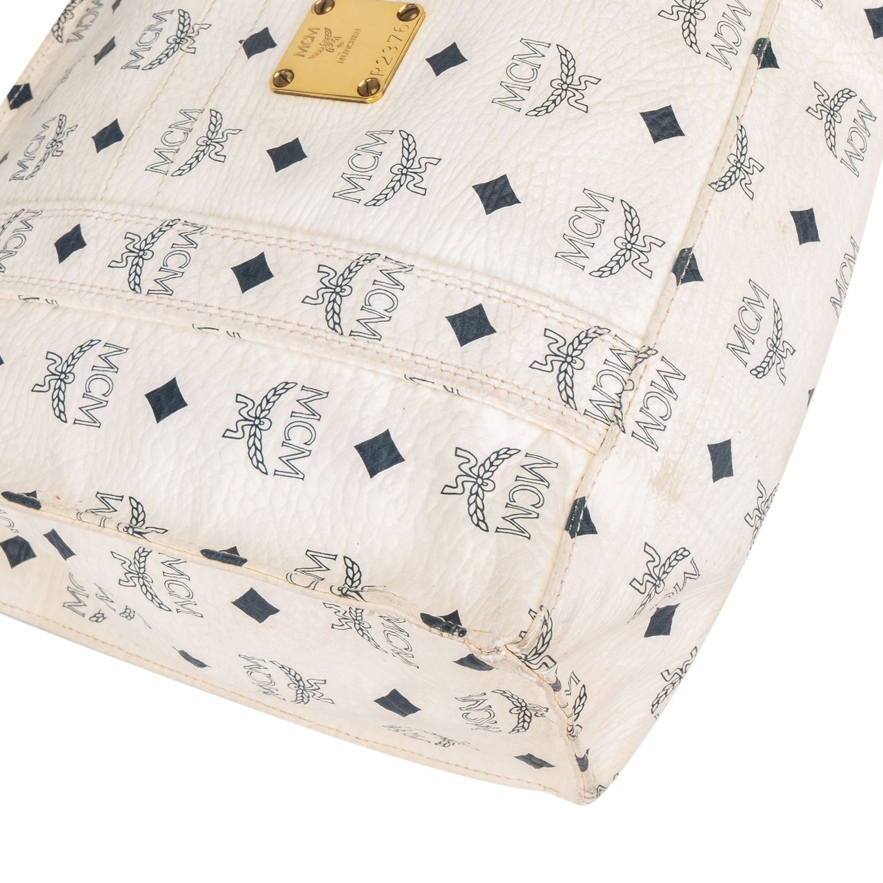 MCM MCM White Visetos Monogram Shoulder Bag Divers