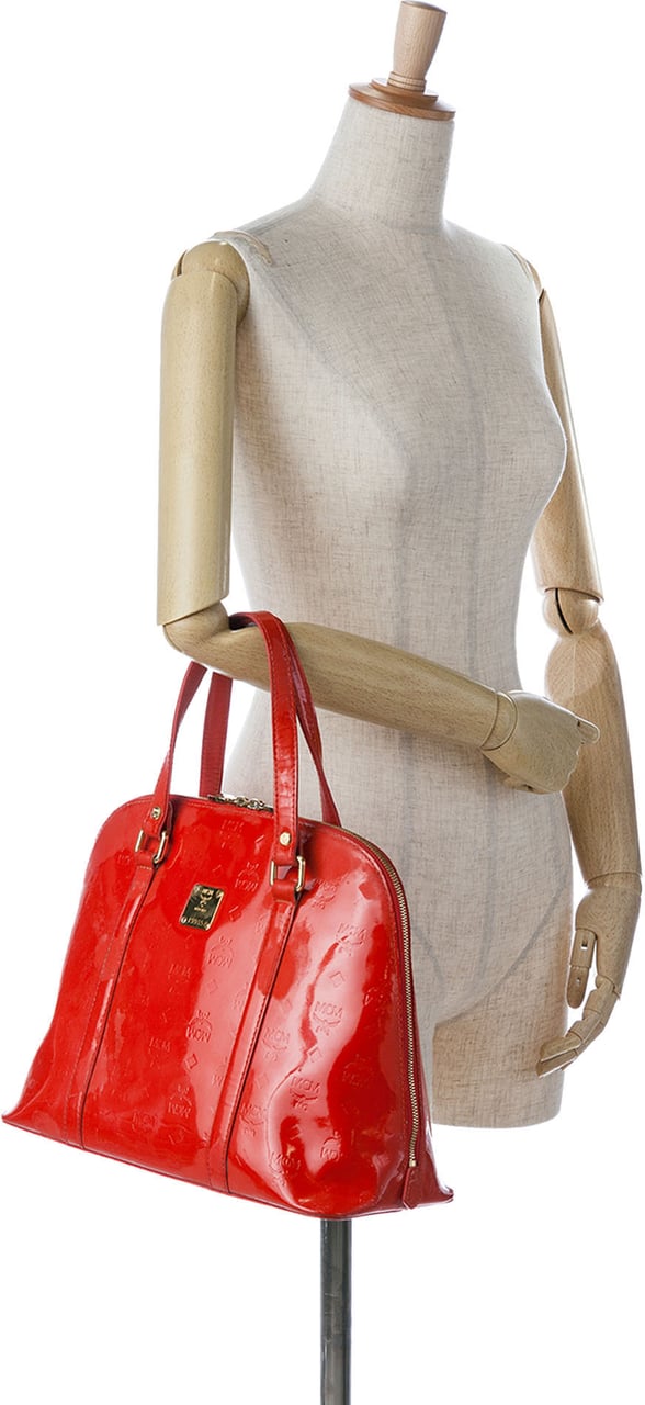 MCM Visetos Patent Handbag Rood