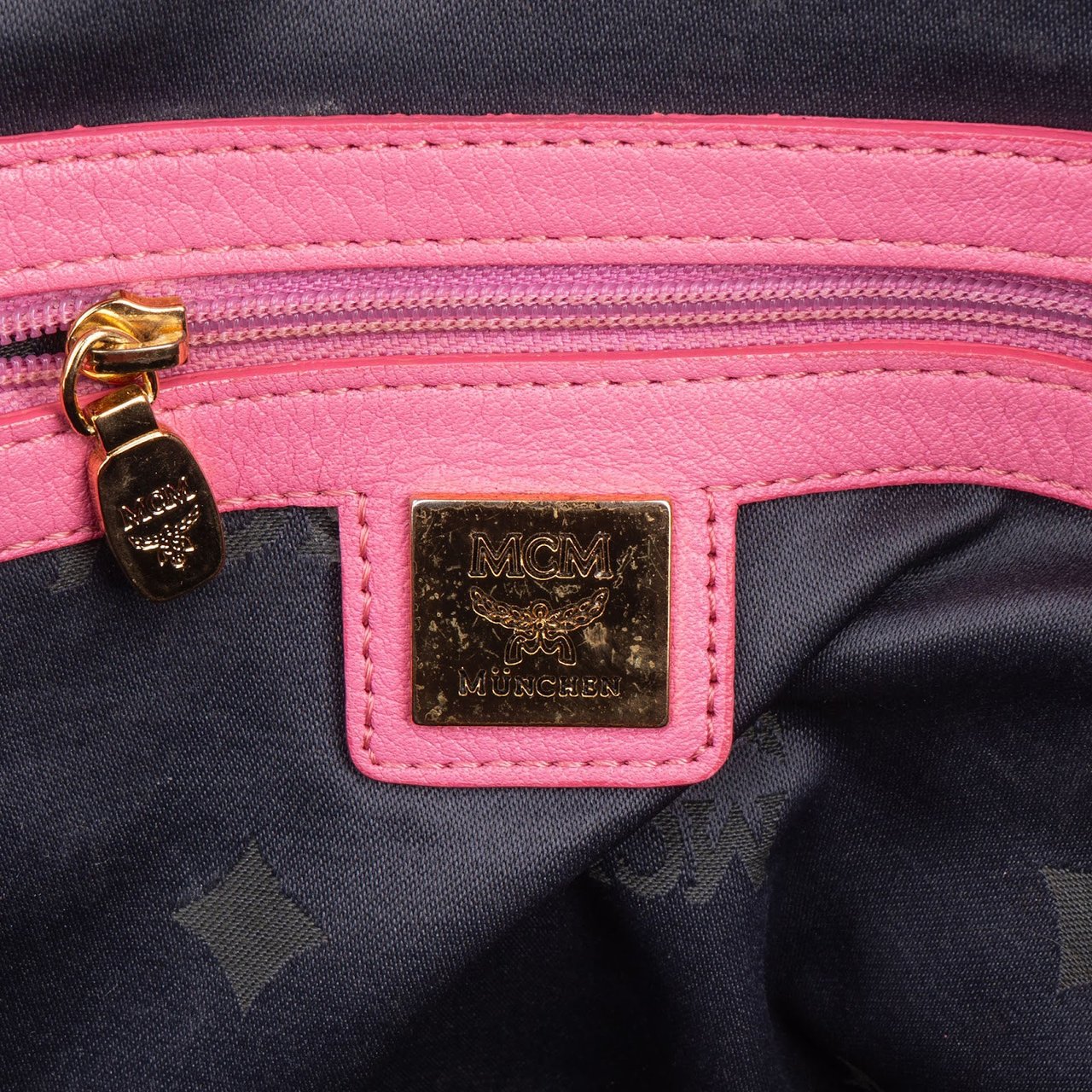 MCM Monogram Visetos Small Stark Studded Backpack Roze
