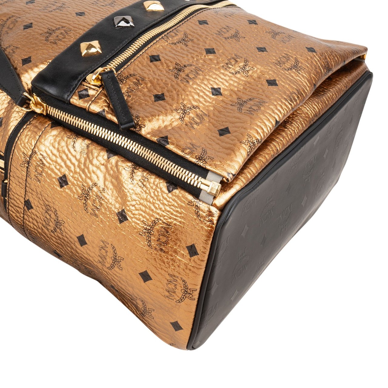 MCM Visetos Monogram Stark Studded 2 in 1 Backpack Goud