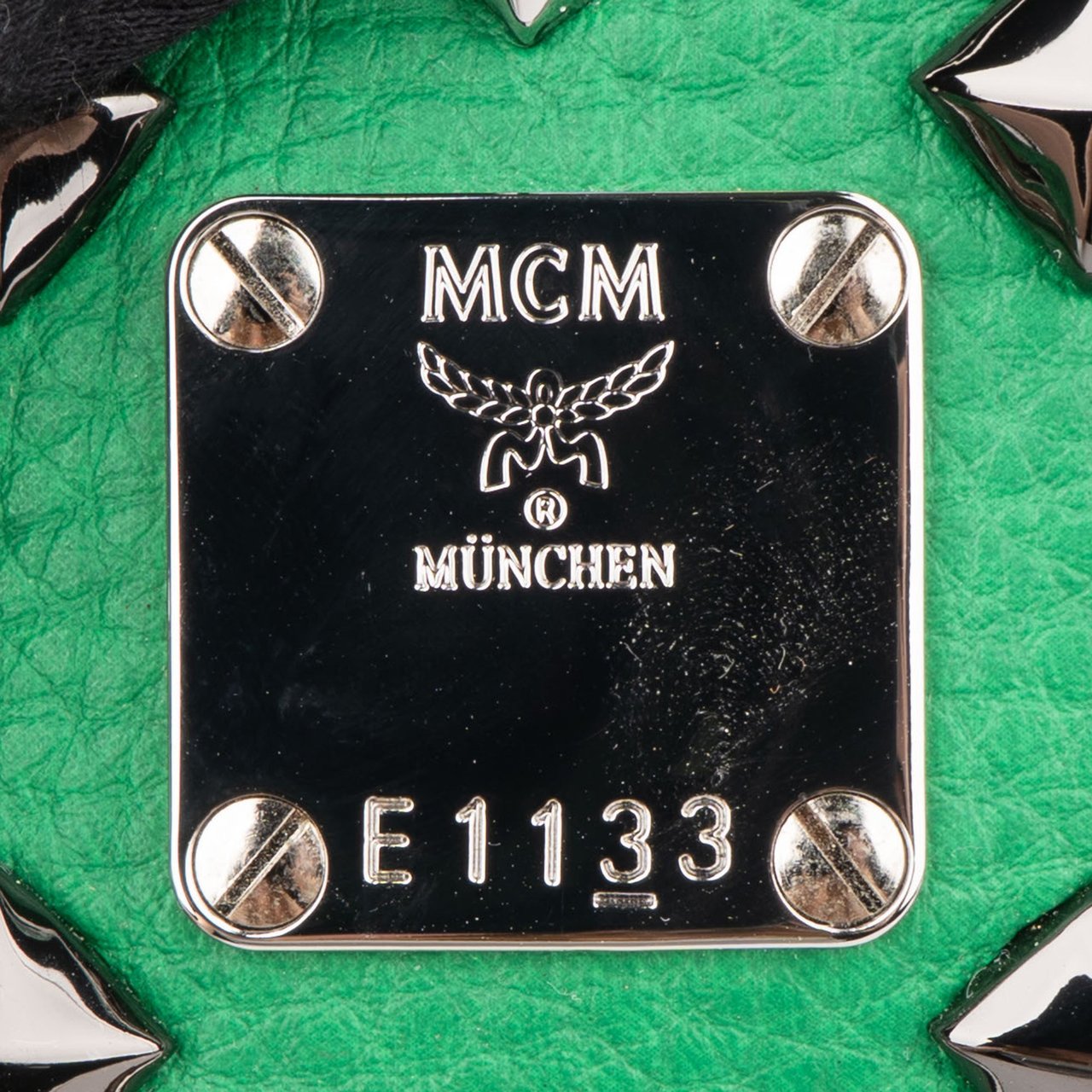 MCM MCM Green Visetos Monogram Spikes 2 in 1 Backpack Groen
